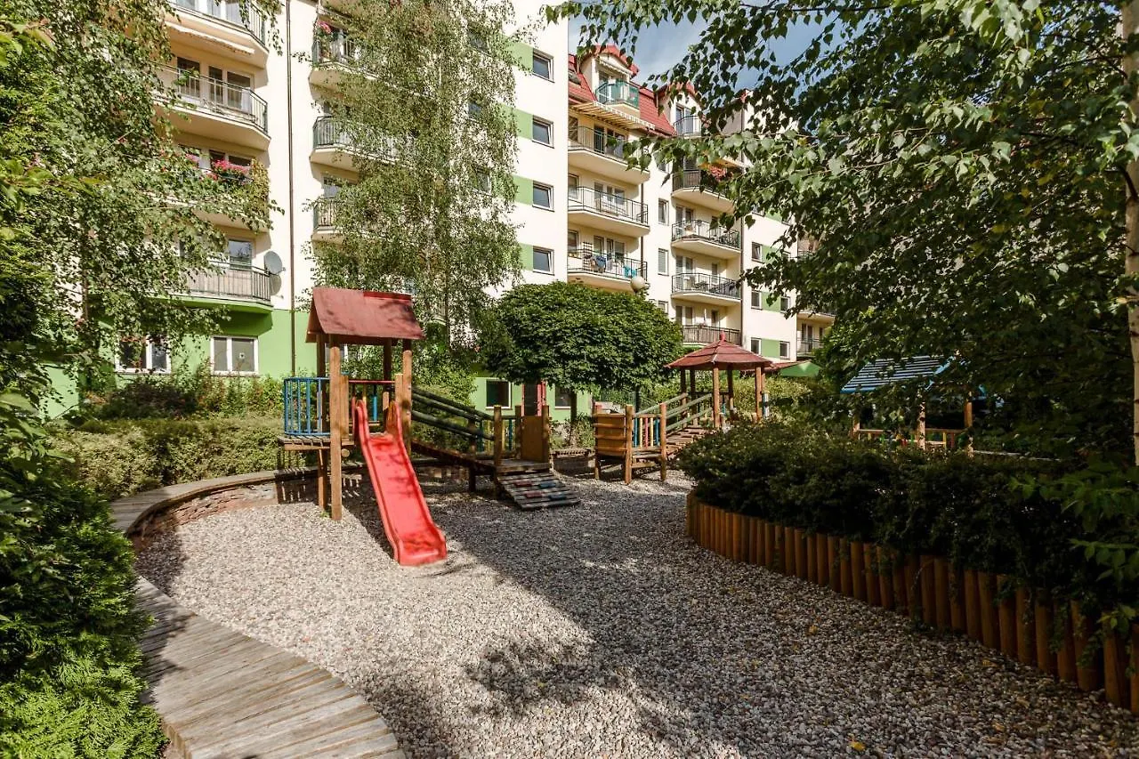 Chill Apartments Kabaty Family Warsaw
