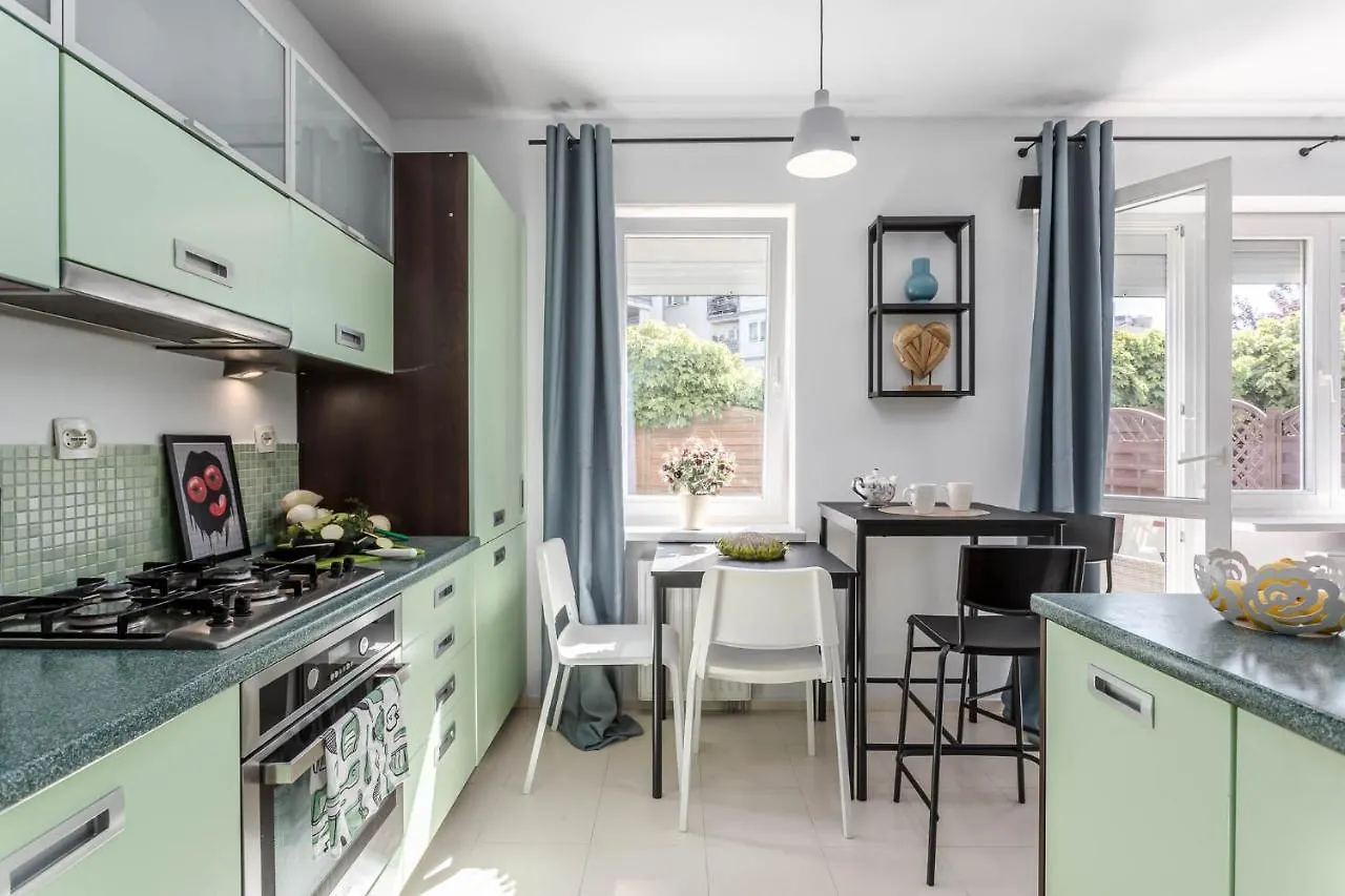 Chill Apartments Kabaty Family Warsaw 0*,  Poland
