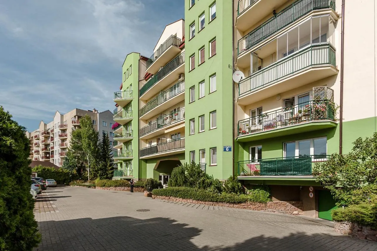 Chill Apartments Kabaty Family Warsaw 0*,